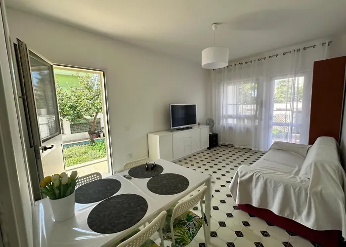 A Due Passi Dal Mare Tatil Evi